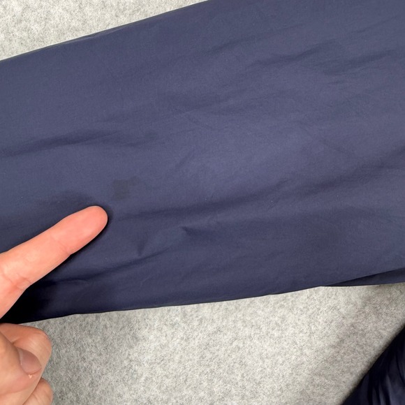 UNTUCKit Jacket Mens Medium Navy Blue Quilted Lined Nylon Full Zip Button Coat - Picture 5 of 13